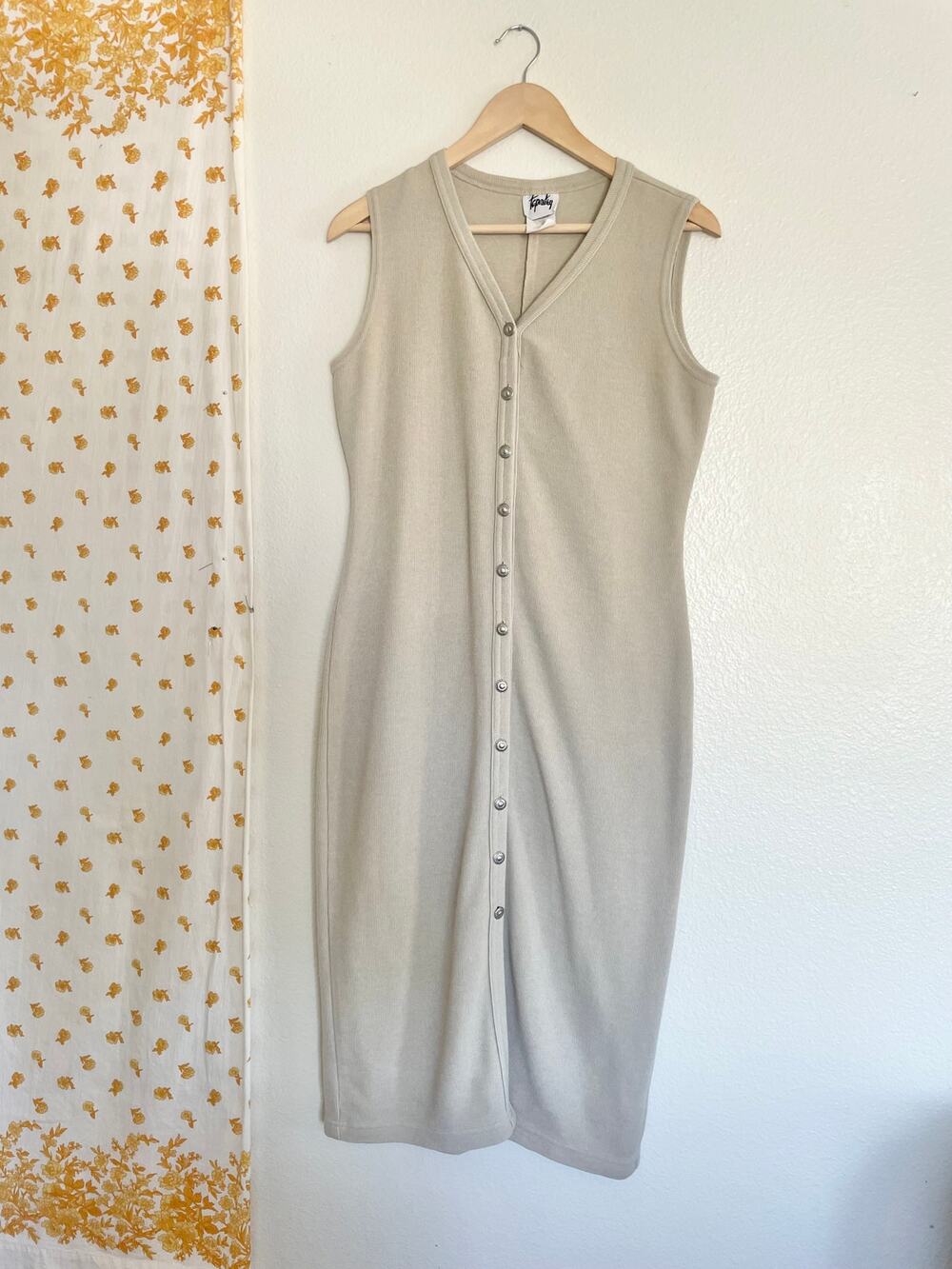 Vintage Tapestry Beige Ribbed Knit Button Front Maxi Dress Made in USA Size 10